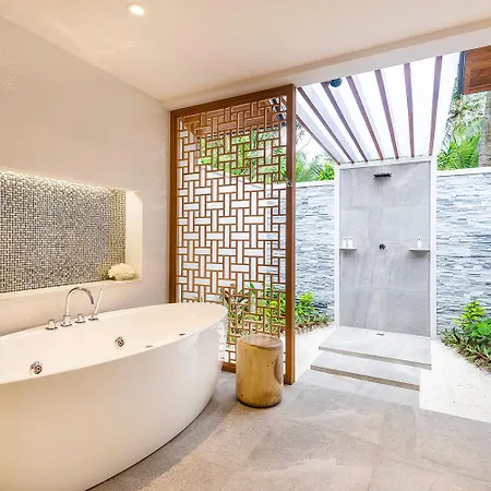 Lily Beach Resort And Spa Huvahendhoo Island Exterior photo