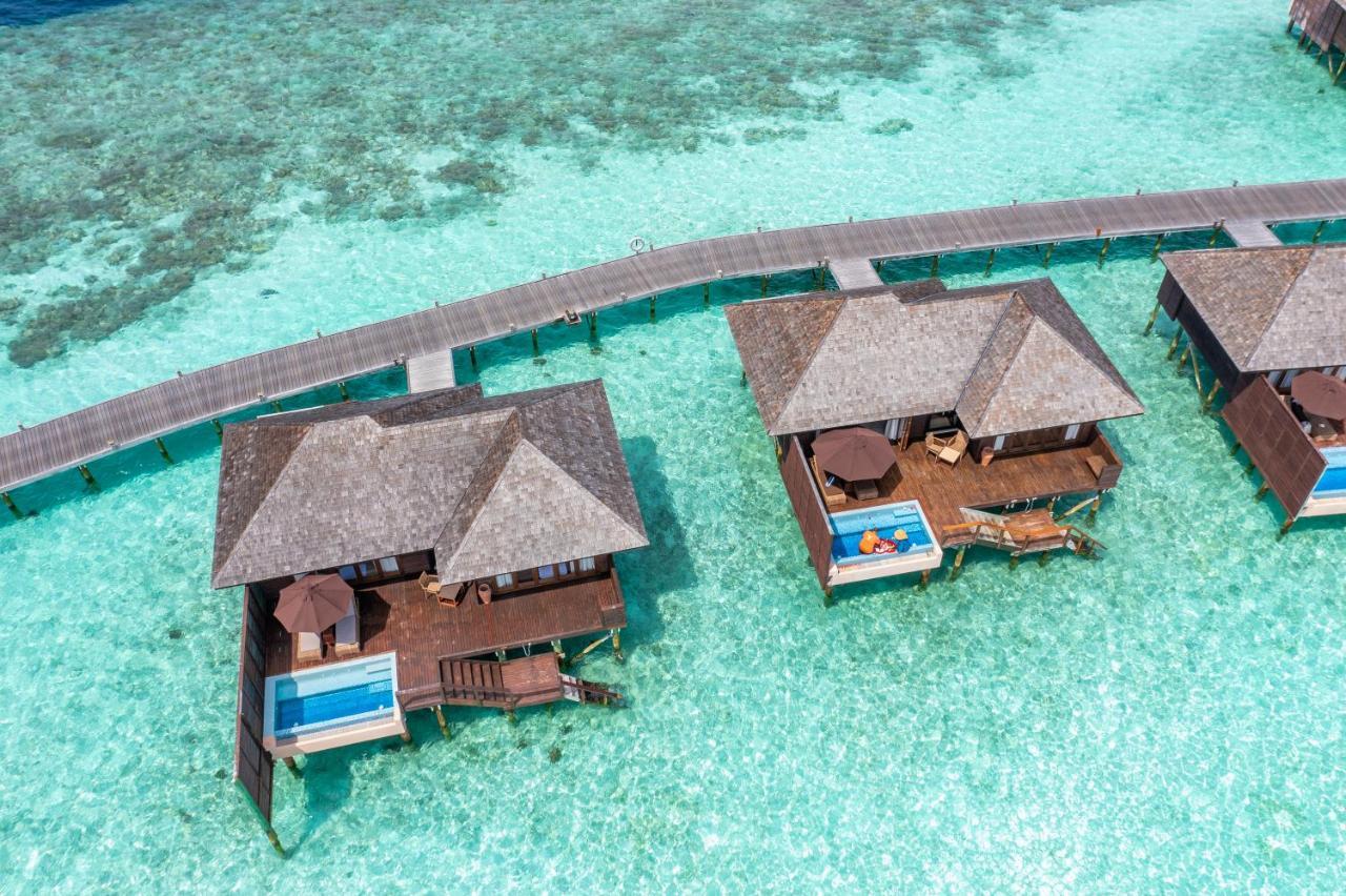 Lily And 5* Huvahendhoo Island